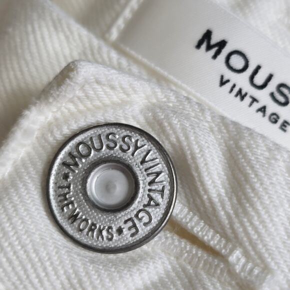 Moussy‎ Vintage Kelley Mid Rise Tapered Ankle Jeans White Distressed Size 26 - Picture 12 of 16